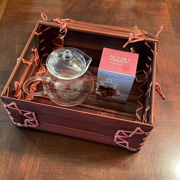 Numi Flowering 16 oz. Glass Clear Teapot with Storage Box Organic - Picture 6 of 15